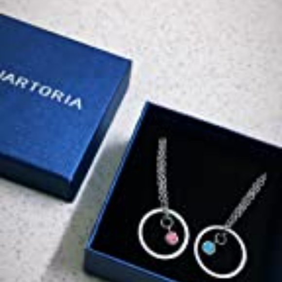 New Matching Necklaces for Couples, His and Hers Engraved Ring Pendant - Picture 5 of 9